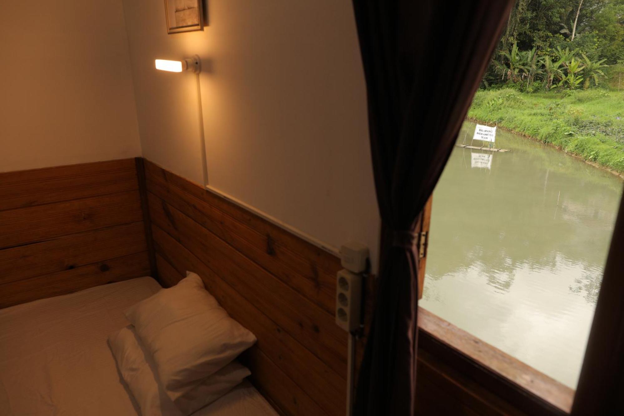 Mama Tia Family Homestay Рантепао Екстер'єр фото